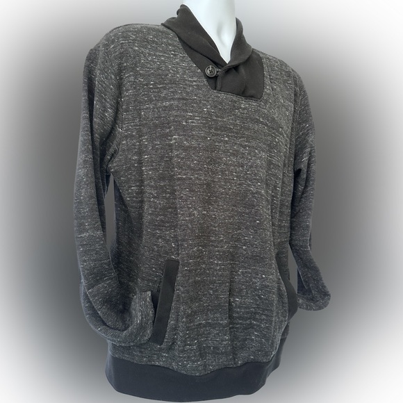 Old Navy Collared Sweater w/Single Button Closure @ Collar Black/Grey, Mens Med. - Picture 2 of 11
